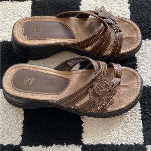 ⭐️VINTAGE 725 PLATFORM SANDALS